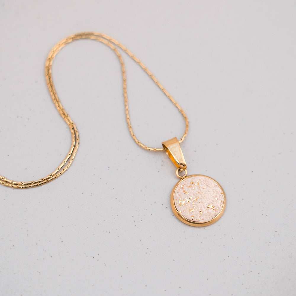 Kette - "Sand" - Struktur - goldfarben - Veredelung aus Blattmetall - 12 mm