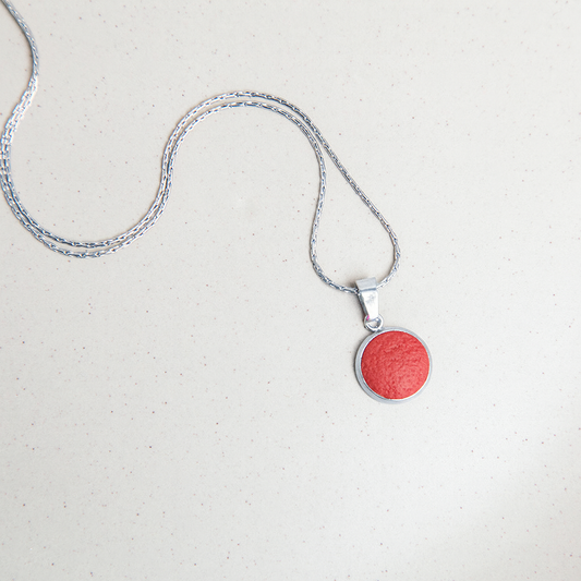 Kette - "Pure Dots" Rostrot - silberfarben