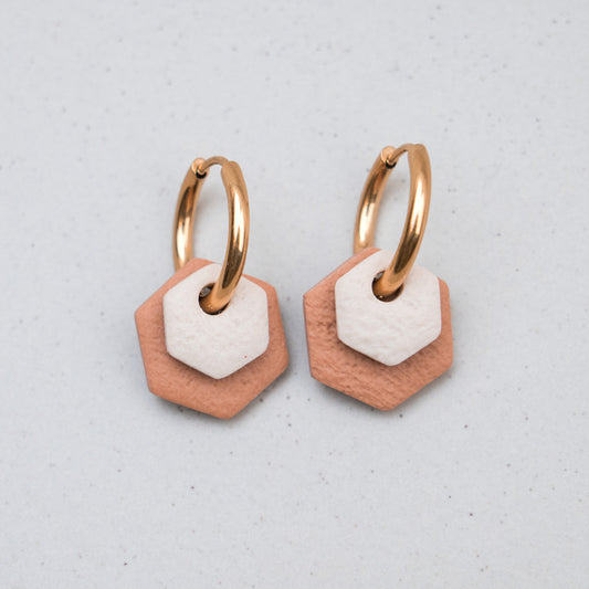 Creolen "Hexa Fine" in Sand & Haselnuss