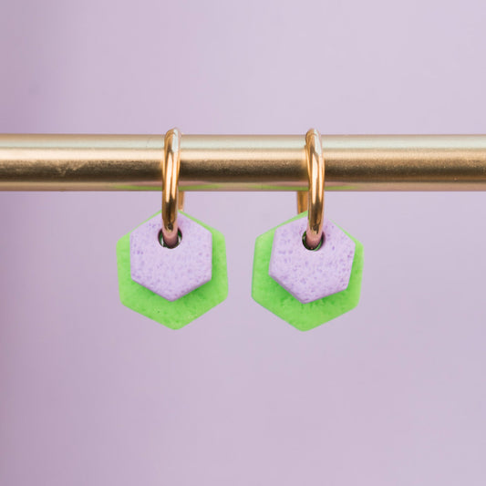 Creolen "Hexa Fine" in Flieder & Neongrün