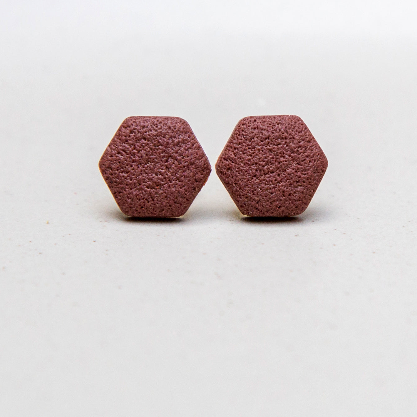 Ohrringe - Stecker - Hexagon braun klein