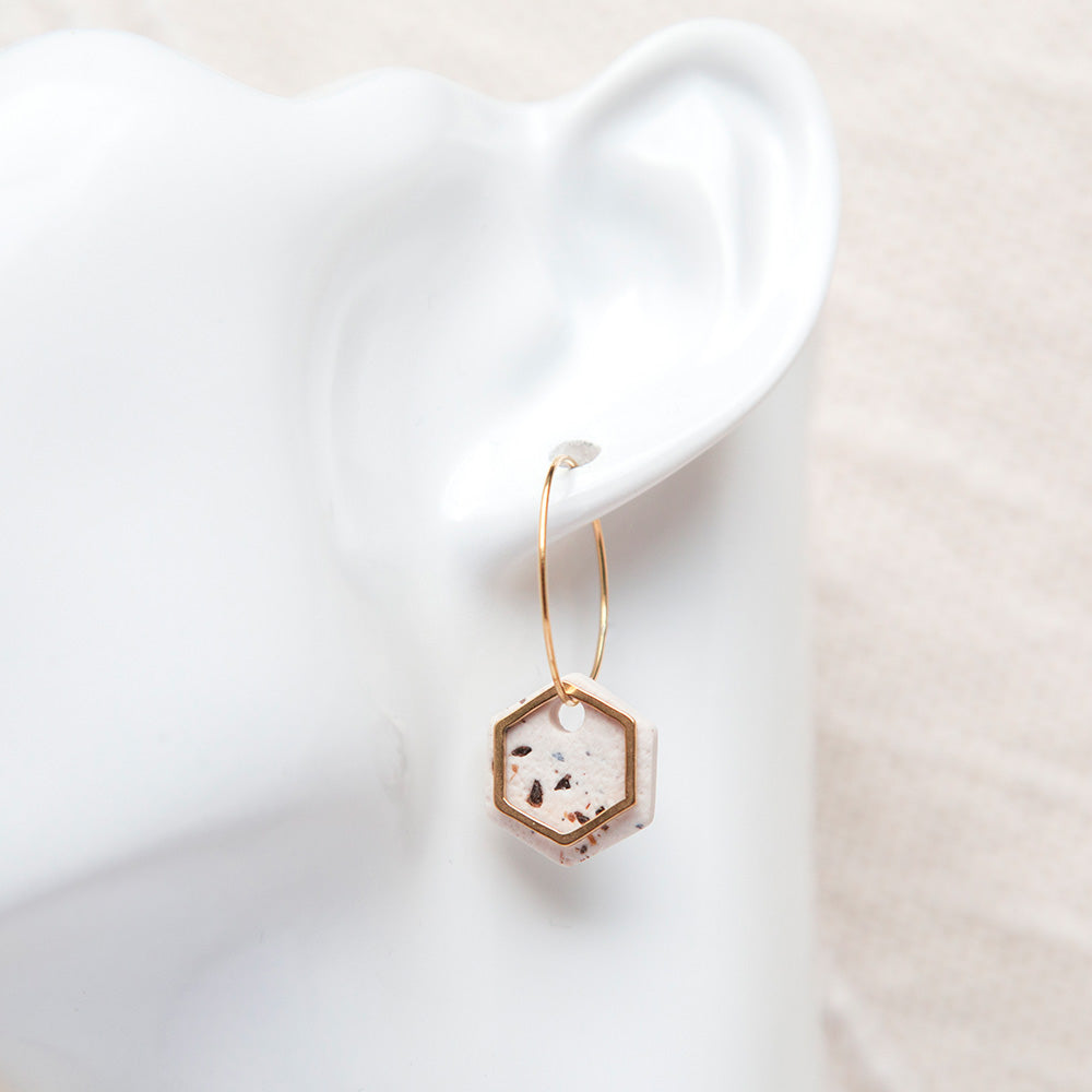 Ohrringe Creolen "Hexa" - Beige Brew