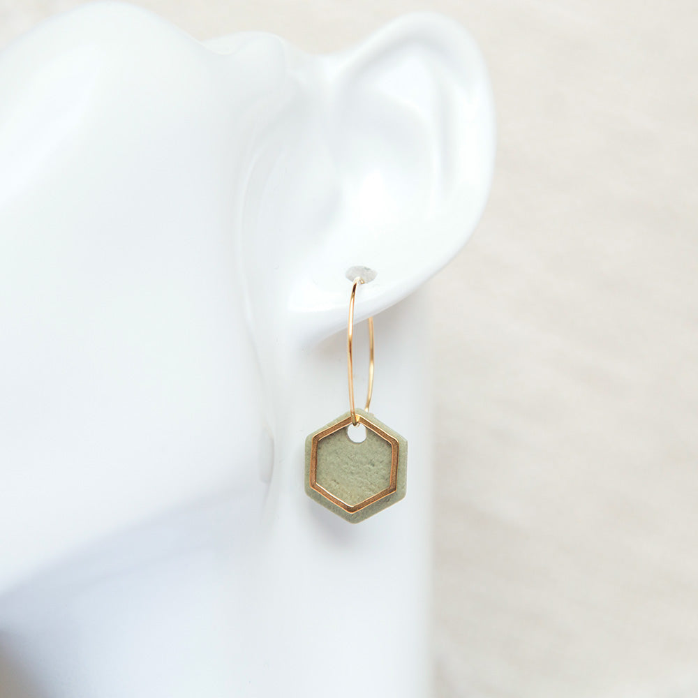 Ohrringe Creolen "Hexa" - Salbeigrün