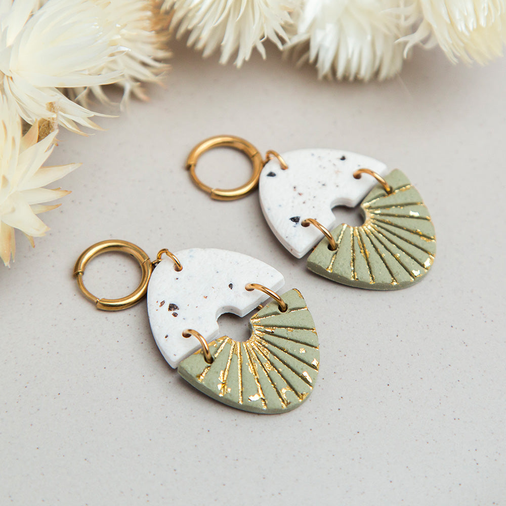 Ohrringe "Golden Autumn" Salbeigrün & Beige Brew