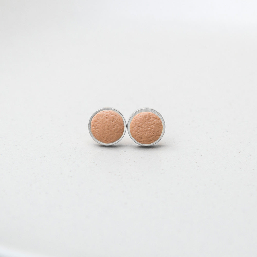 Ohrringe "Pure Dots" Haselnuss - silberfarben