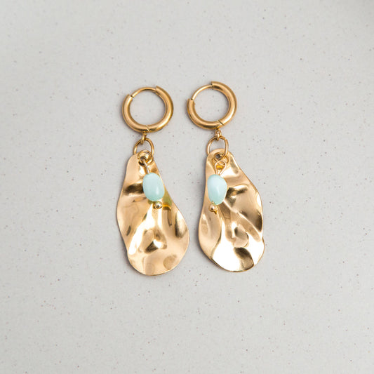 Ohrringe mit grünen Natursteinen