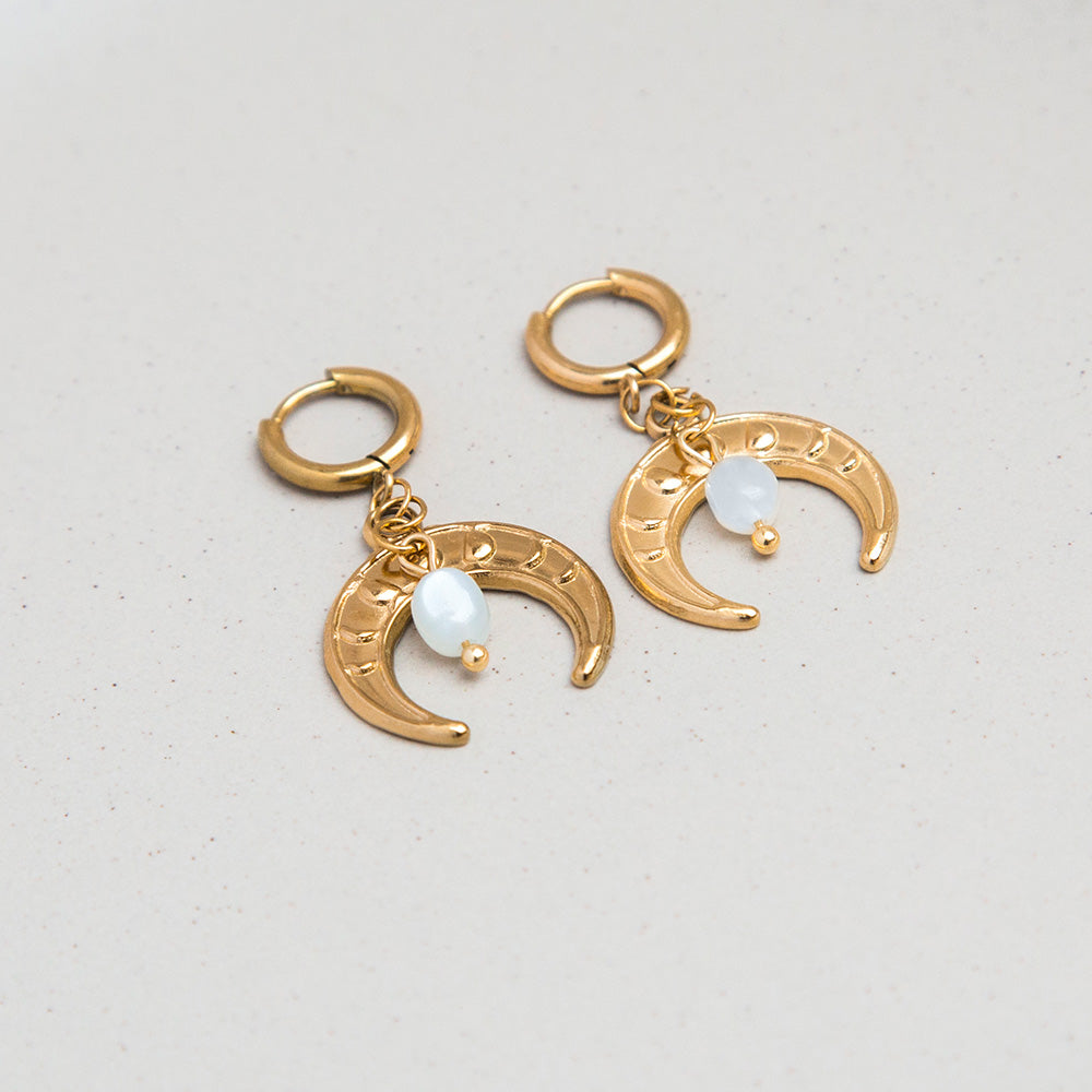 Ohrringe "Mondphasen"- Creolen mit Natursteinen