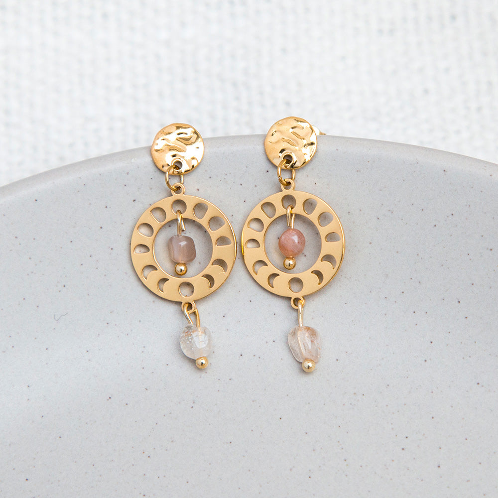 Ohrringe - Stecker "Mondphasen" mit Natursteinen - goldfarben