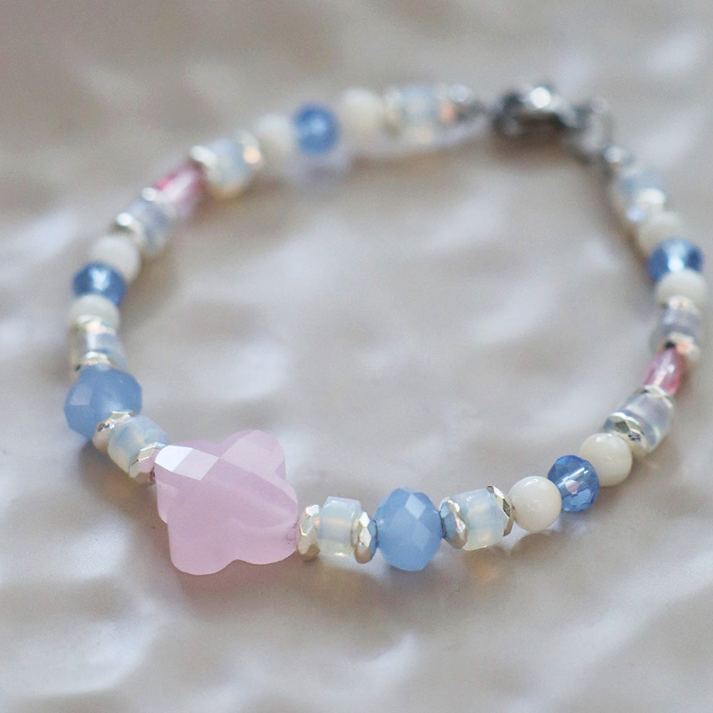 Armband – MADAME CHANCE SIGNATURE mit rosa Glücksklee & Opal-Elementen