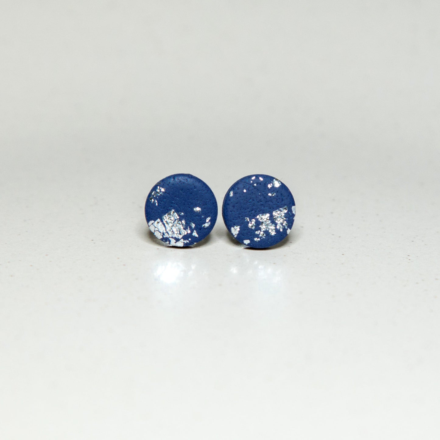 Ohrringe Stecker "Mitternachtszauber" blau silberfarben, Struktur